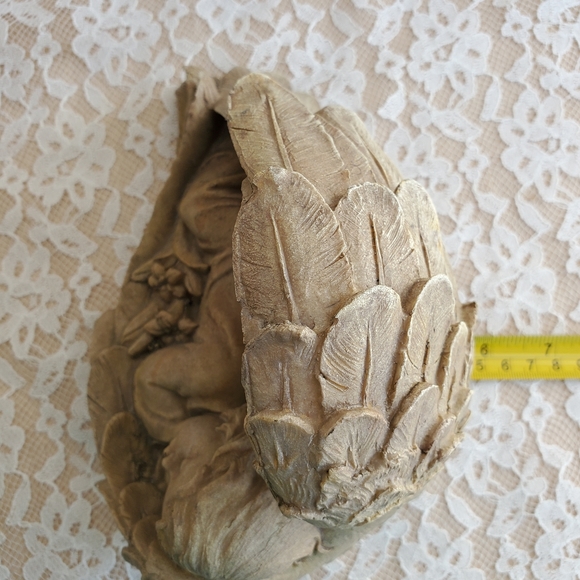 Home Interiors Wings of Protection Angel carved look New 8" x 5" - Picture 6 of 11